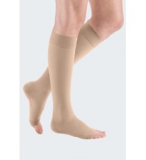 Meia Elástica Plus Até Ao Joelho (malha Densa)